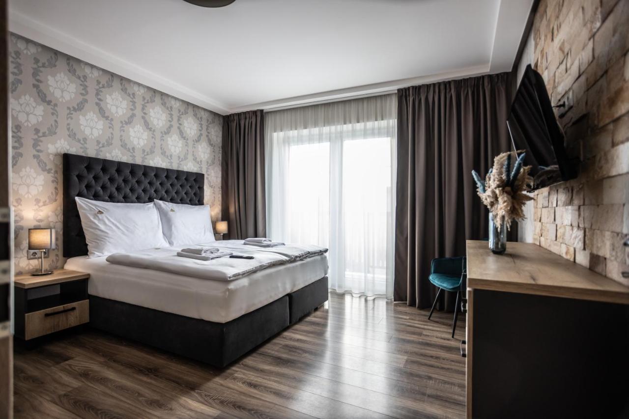 Hotel Demanova Apartments - Dependance Liptovský Mikuláš エクステリア 写真